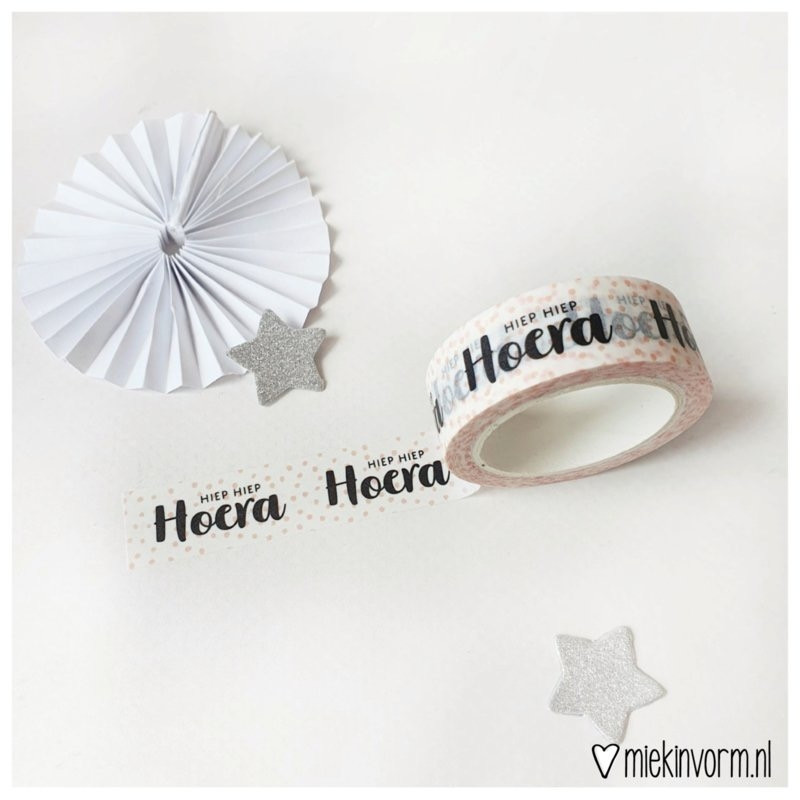 maskingtape hiep hiep hoera roze