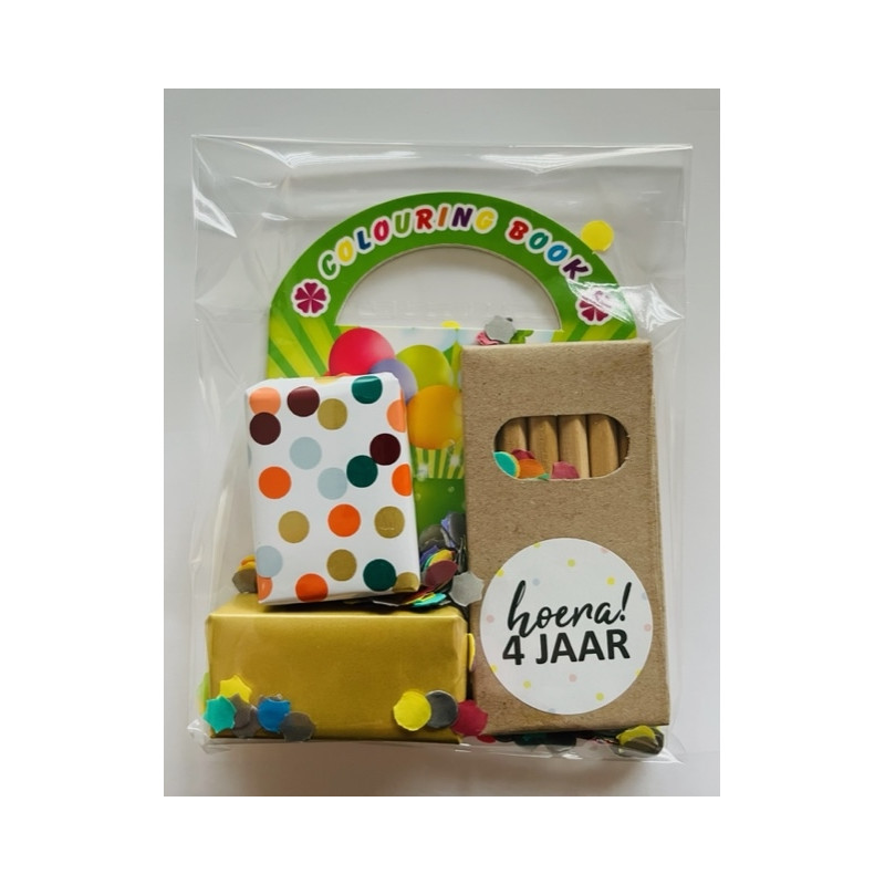 traktatie kleurboekje stickers