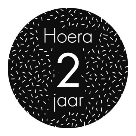 sticker 2 jaar zwart