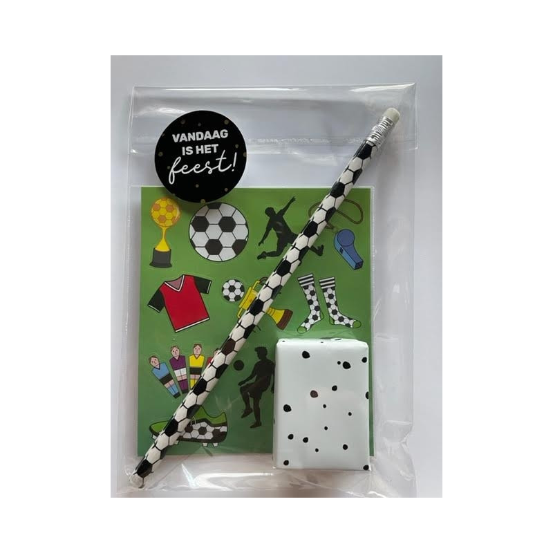 traktatie voetbal stickers
