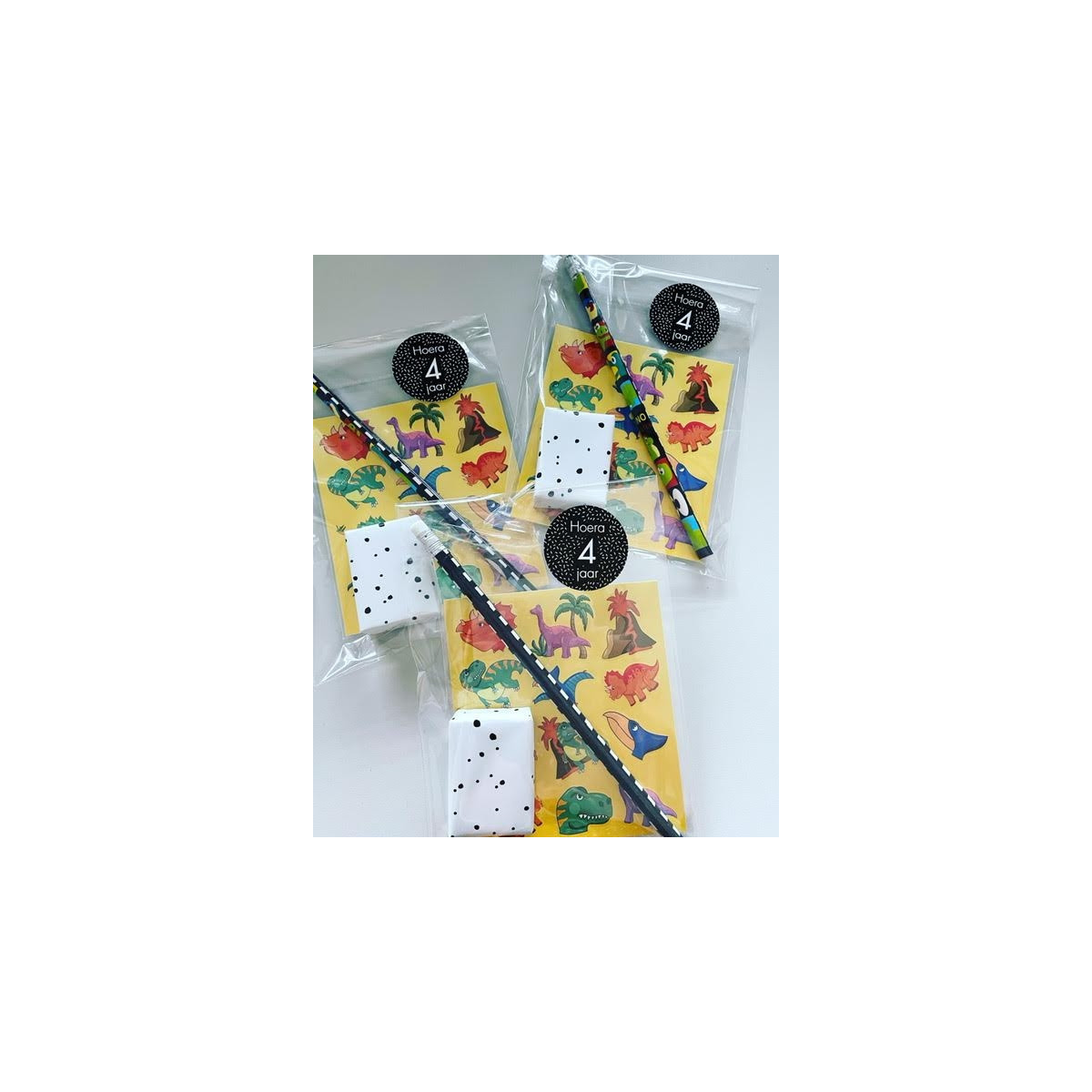 dino traktatie stickers