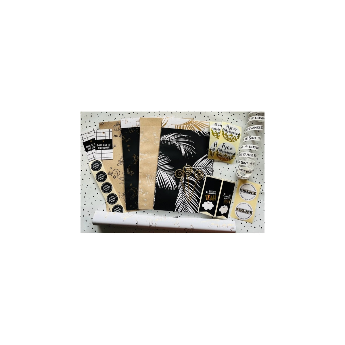 inpakset sinterklaas zwart kraft