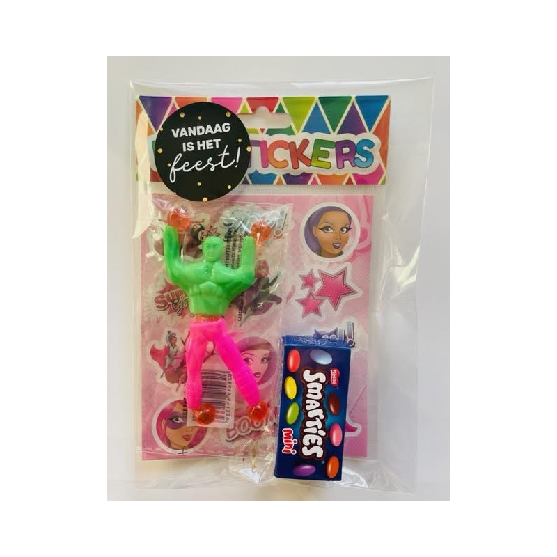 supergirl raamklimmer