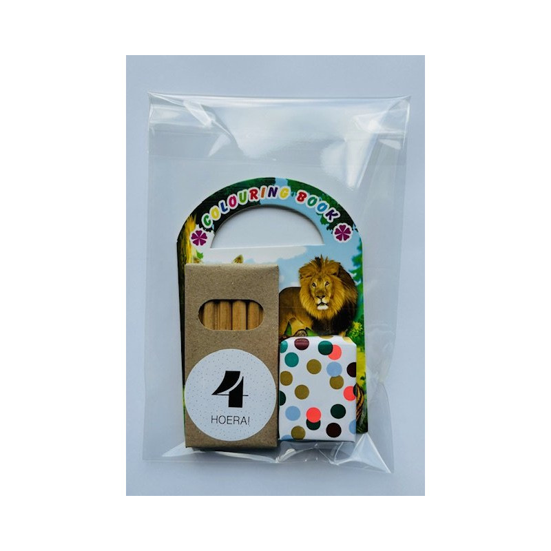 traktatie safari leeuw kleurboekje