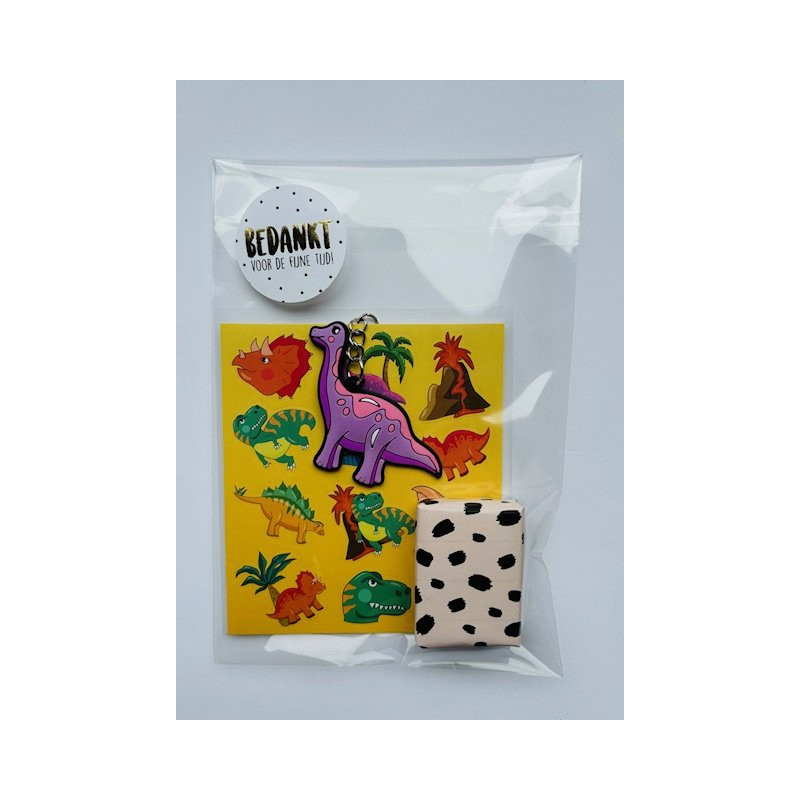 traktatie dino sleutelhanger